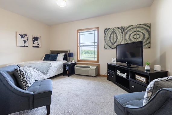 Service and Amenities