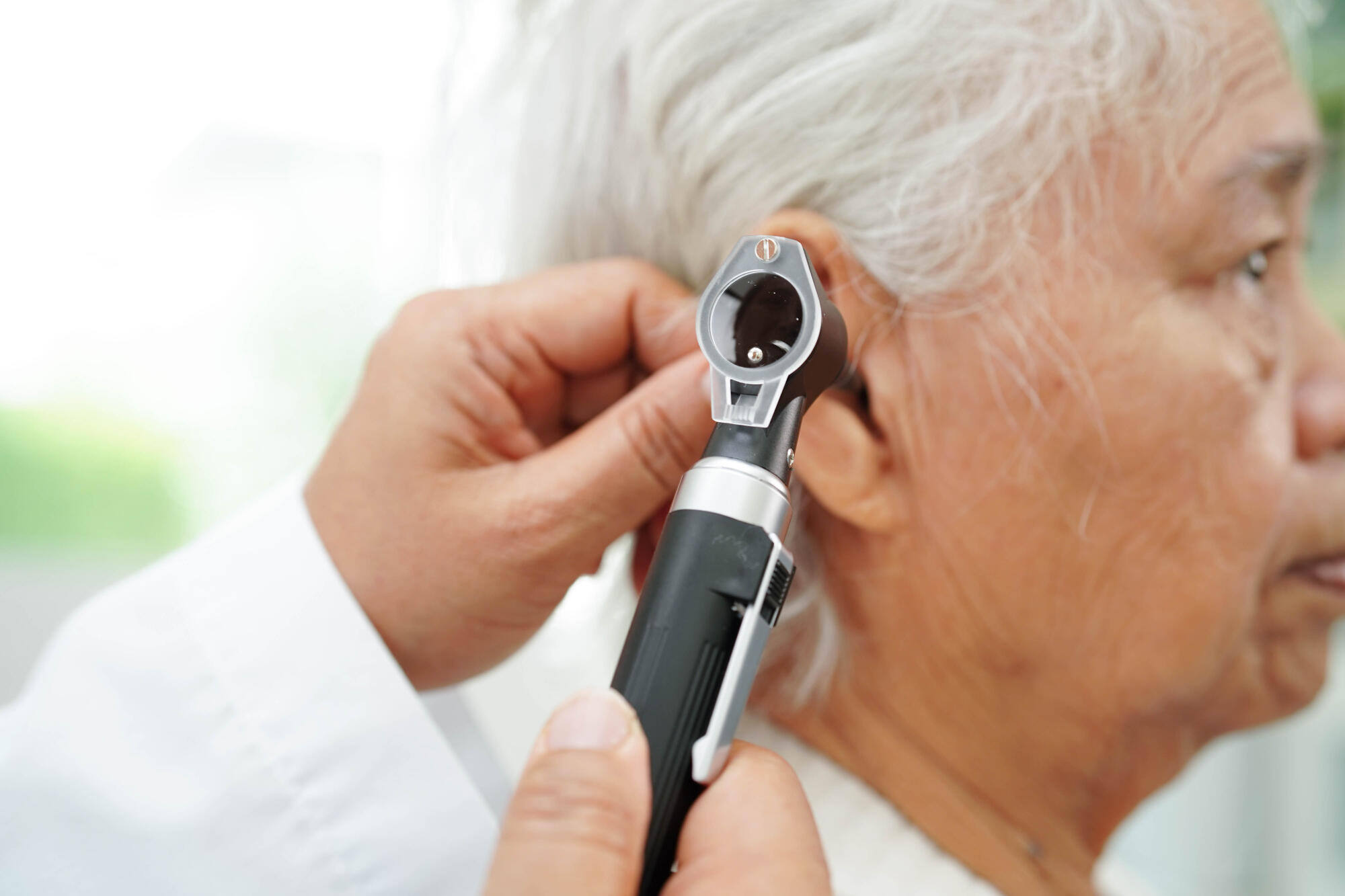 Hearing Loss and Tinnitus: Understanding the Connection